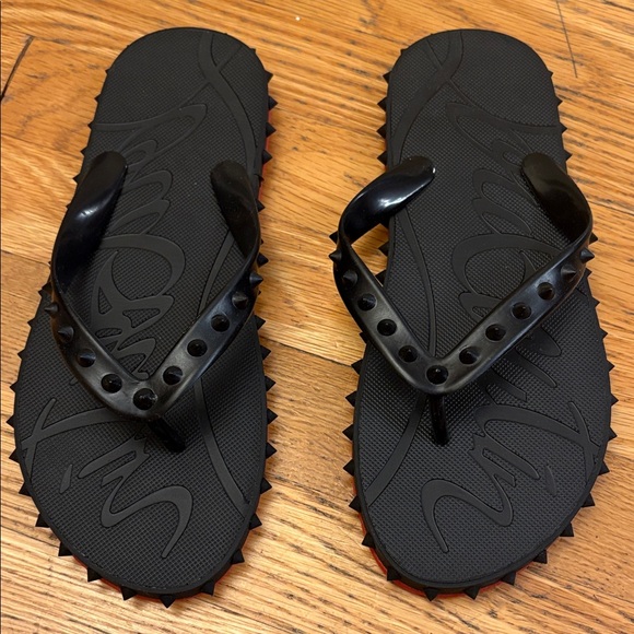 Christian Louboutin Shoes - Women’s size 39 (9) Christian Louboutin Flip Flops EUC